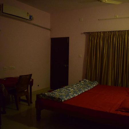 Delta Hospitality - Sea Facing Rooms With A Private Beach Kalyānpur Eksteriør billede